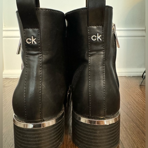 Calvin Klein black leather booties with silver accents - Picture 4 of 7